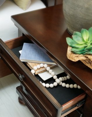 Porter King Panel Bed, Chest and 2 Nightstands - Image 22