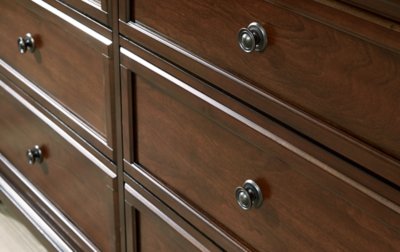 Trellington Dresser - Image 7