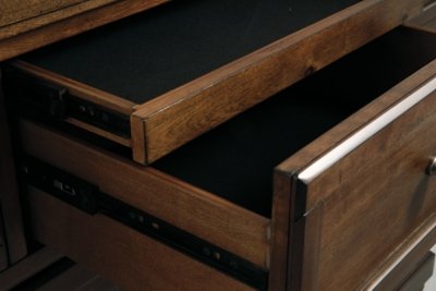 Flynnter King Bed, Dresser, Chest and 2 Nightstands - Image 18