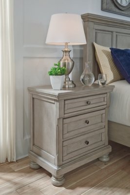 Lettner California King Panel Bed, Dresser, Chest and 2 Nightstands - Image 13