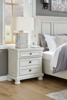 Robbinsdale King Panel Bed, Dresser, Mirror, Chest and 2 Nightstands - Image 19