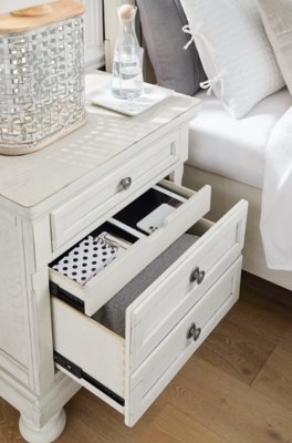 Robbinsdale King Panel Bed, Dresser, Mirror, Chest and 2 Nightstands - Image 20