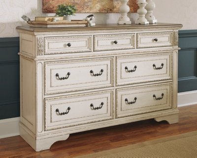Realyn Queen Upholstery Panel Bed, Dresser, Chest, Nightstand, and Vanity Set - Image 25