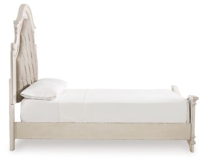 Realyn Queen Upholstered Panel Bed, Dresser, Mirror, Chest and 2 Nightstands - Image 6