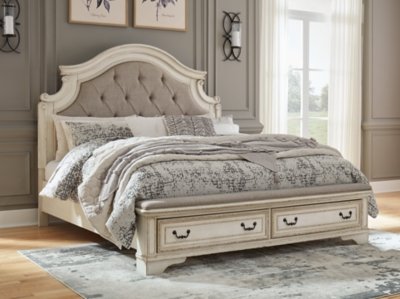Realyn King Storage Bed, Dresser, Chest and 2 Nightstands - Image 18