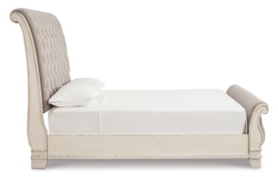 Realyn Queen Sleigh Bed - Image 7