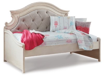 Realyn Twin Day Bed - Image 4