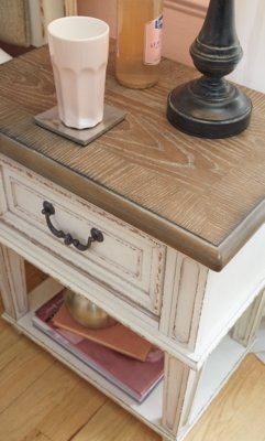 Realyn Queen Upholstery Panel Bed, Dresser, Chest, Nightstand, and Vanity Set - Image 23