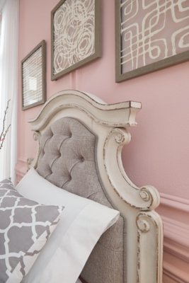 Realyn Twin Panel Bed - Image 4