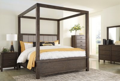 Dellbeck King Canopy Bed with 4 Storage Drawers - Image 6