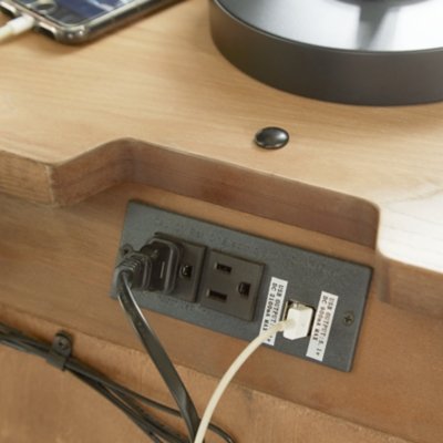 Freslowe Nightstand - Image 7