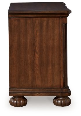 Lavinton King Poster Bed, Dresser, Mirror and Nightstand - Image 9
