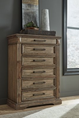 Markenburg Chest of Drawers - Image 3