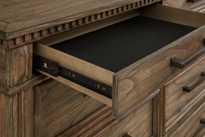 Markenburg Dresser - Image 8