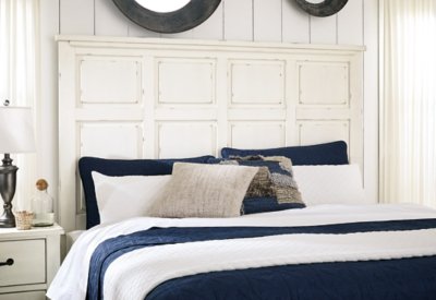 Braunter King Panel Bed - Image 7