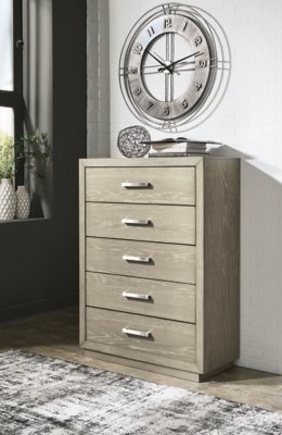 Fawnburg Chest of Drawers - Image 3