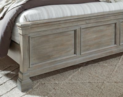 Moreshire California King Panel Bed - Image 8