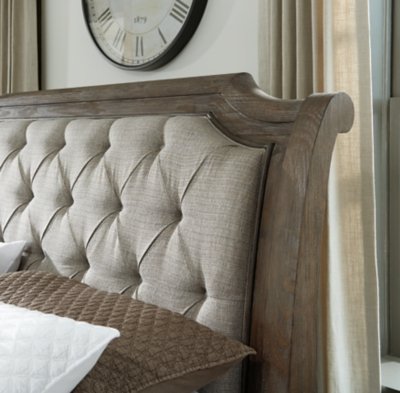 Wyndahl California King Upholstered Panel Bed - Image 6