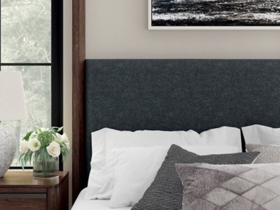 Kendamor Queen Canopy Bed - Image 7