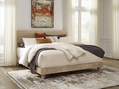 Michelia King Panel Bed - Image 3