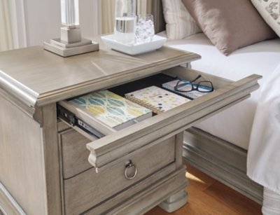 Lexorne Nightstand - Image 11