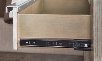 Anibecca Chest of Drawers - Image 7