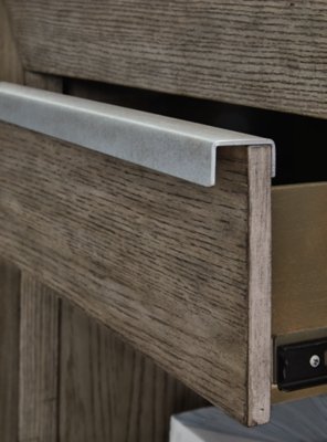 Anibecca Chest of Drawers - Image 8