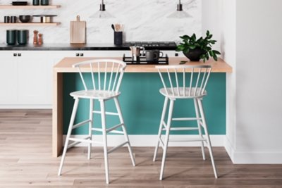 Grannen Bar Height Stool - Image 3