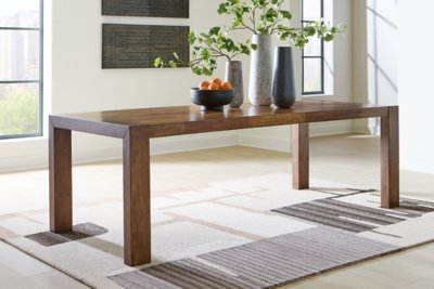 Kraeburn Dining Table - Image 3