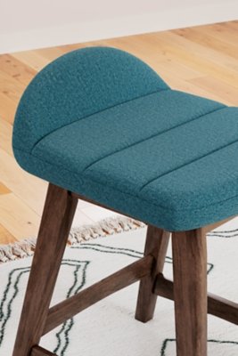 Lyncott Counter Height Bar Stool - Image 9