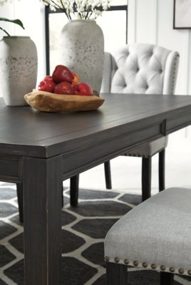 Jeanette Dining Table - Image 7