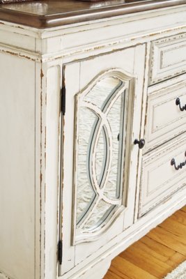 Realyn Dining Server - Image 8