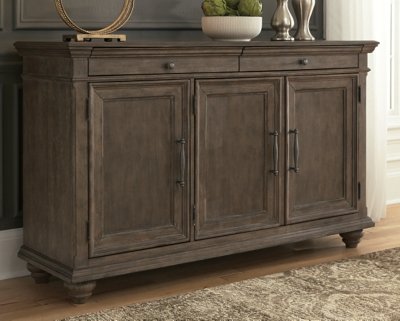 Johnelle Dining Server - Image 3