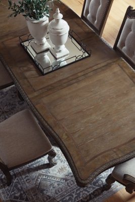 Charmond Dining Table - Image 4