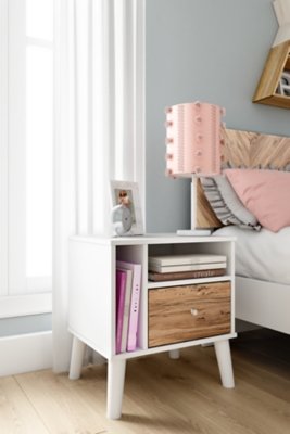 Piperton Nightstand - Image 3