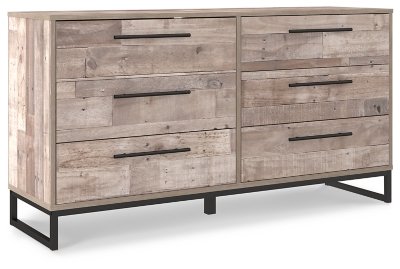 Neilsville Queen Platform Bed, Dresser, Chest and 2 Nightstands - Image 3