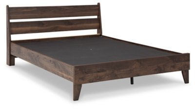 Calverson Queen Panel Platform Bed with Dresser and Nightstand - Image 13