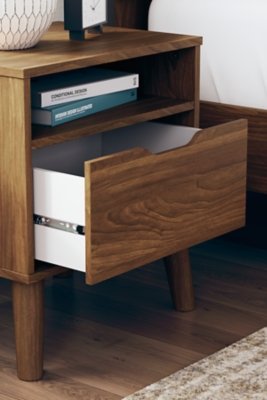 Fordmont Nightstand - Image 6