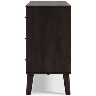 Piperton Dresser - Image 9