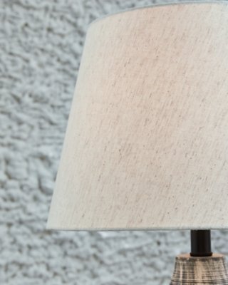 Erivell Table Lamp (Set of 2) - Image 4