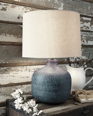 Malthace Table Lamp - Image 3