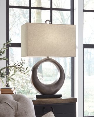 Saria Table Lamp - Image 3