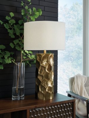 Marshawn Table Lamp - Image 3