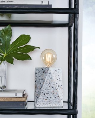 Maywick Table Lamp - Image 3