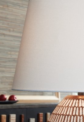 Darrich Table Lamp - Image 4