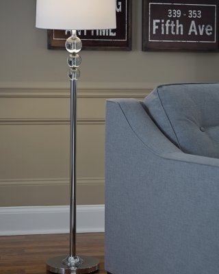 Joaquin Floor Lamp - Image 4