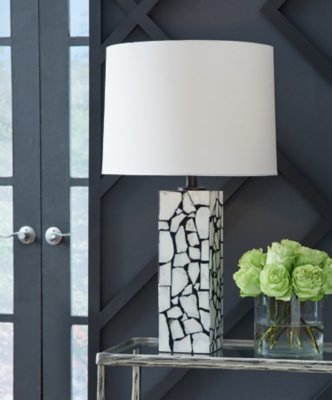 Macaria Table Lamp - Image 3