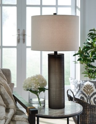 Dingerly Table Lamp - Image 3