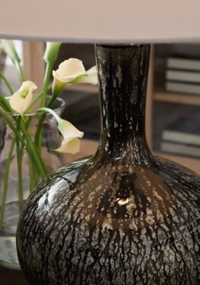 Tenslow Table Lamp (Set of 2) - Image 4