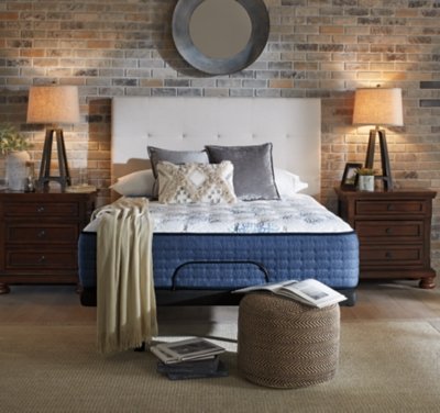 Mt Dana Plush Queen Mattress - Image 8